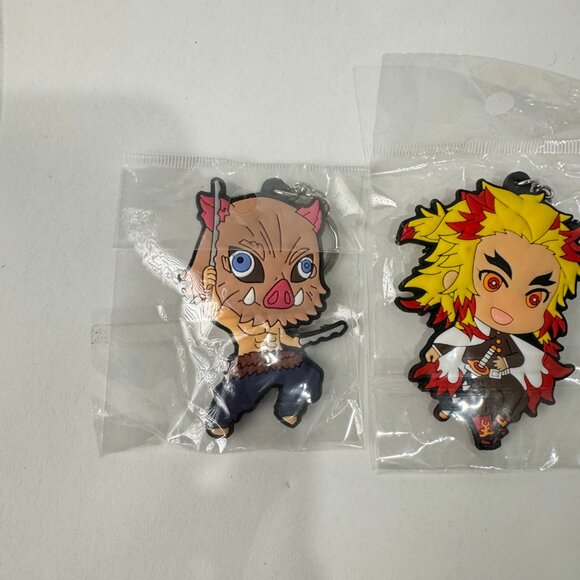 New Anime Keychain Set (2 pcs) | Cute Rubber Keychains | Collectible Gifts - Picture 4 of 7